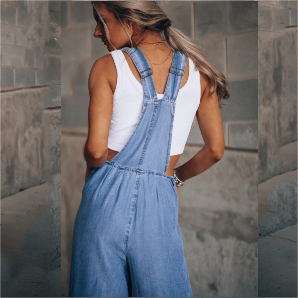 Women's denim overalls with wide legs and adjustable straps