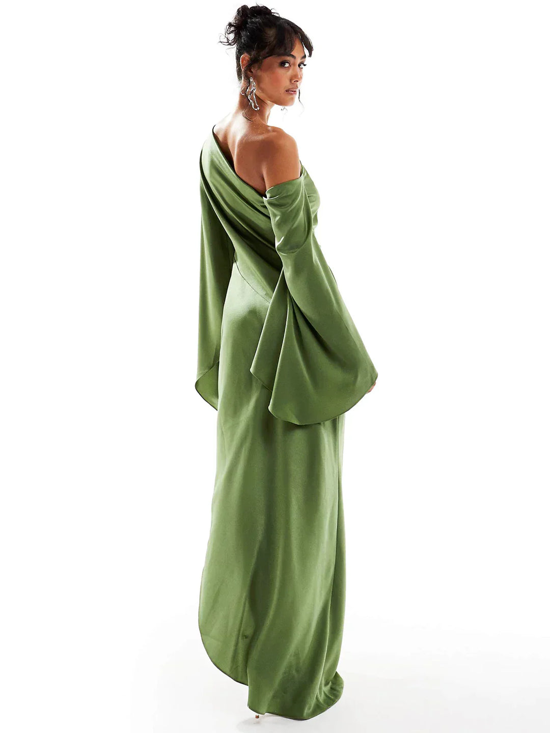 Green Asymmetric Maxi Dress – Fluid Silhouette, Elegant & Summery