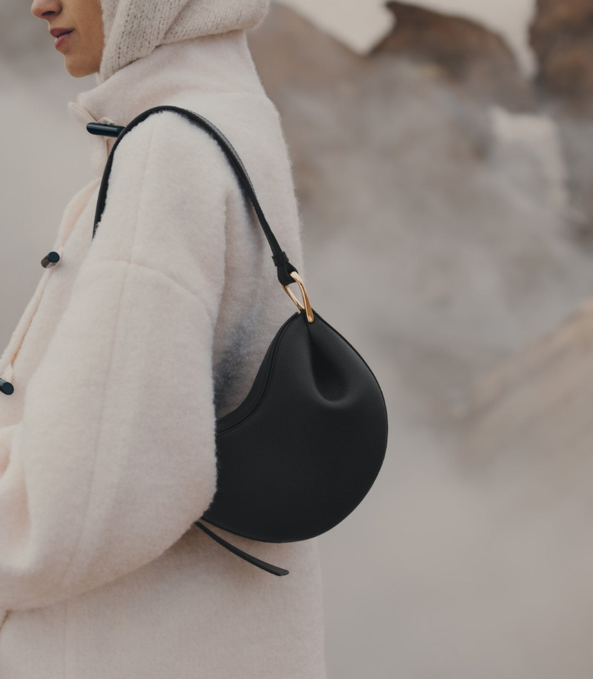 Tote Bag Women Vegan – Large Shoulder Bag made of Faux Leather in Cognac