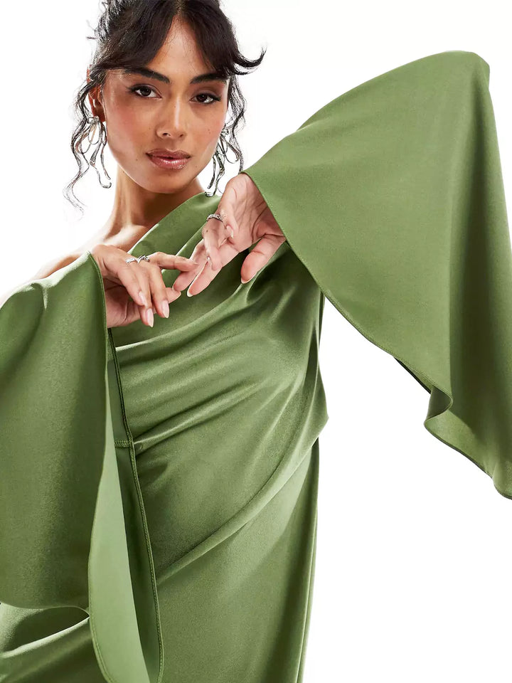 Green Asymmetric Maxi Dress – Fluid Silhouette, Elegant & Summery