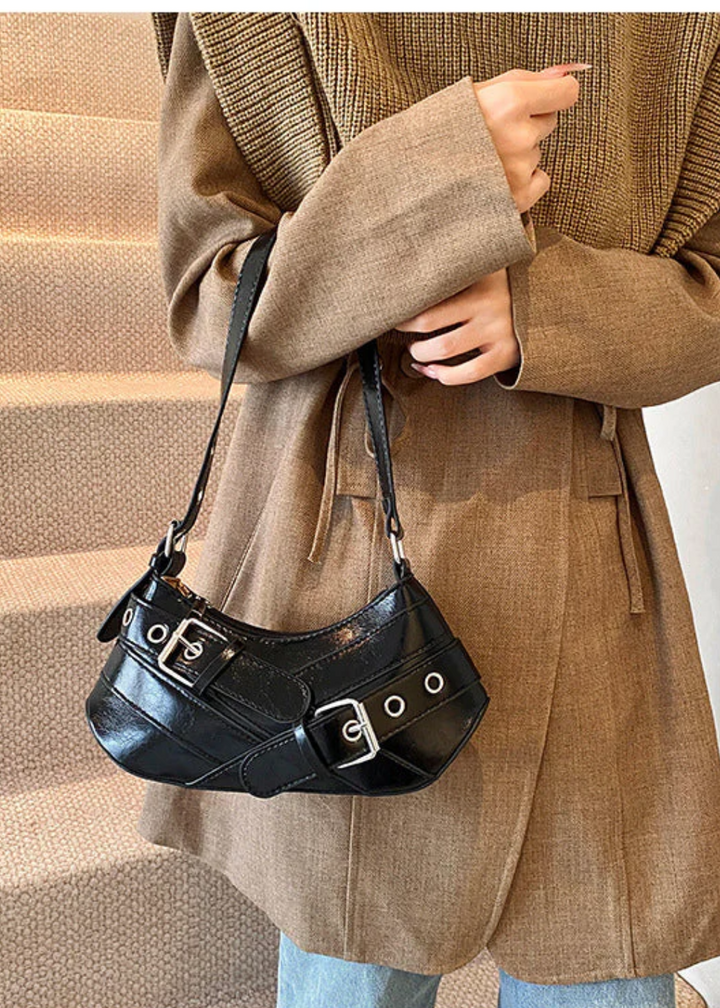 Compact Women's Handbag – Vegan Leather & Stylish Design