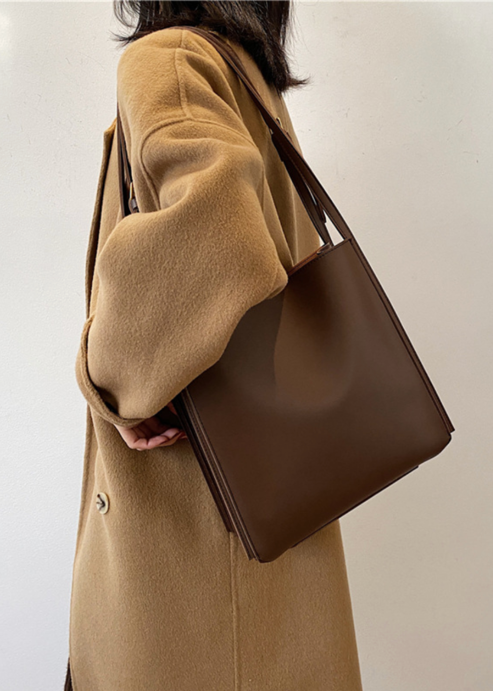 Half Moon Women's Shoulder Bag – Vegan Leather & Spacious