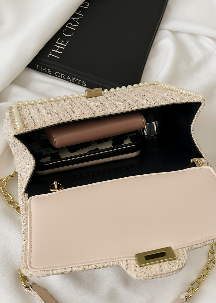 Rattan Handbag Women – Boho Style with Bead Detail