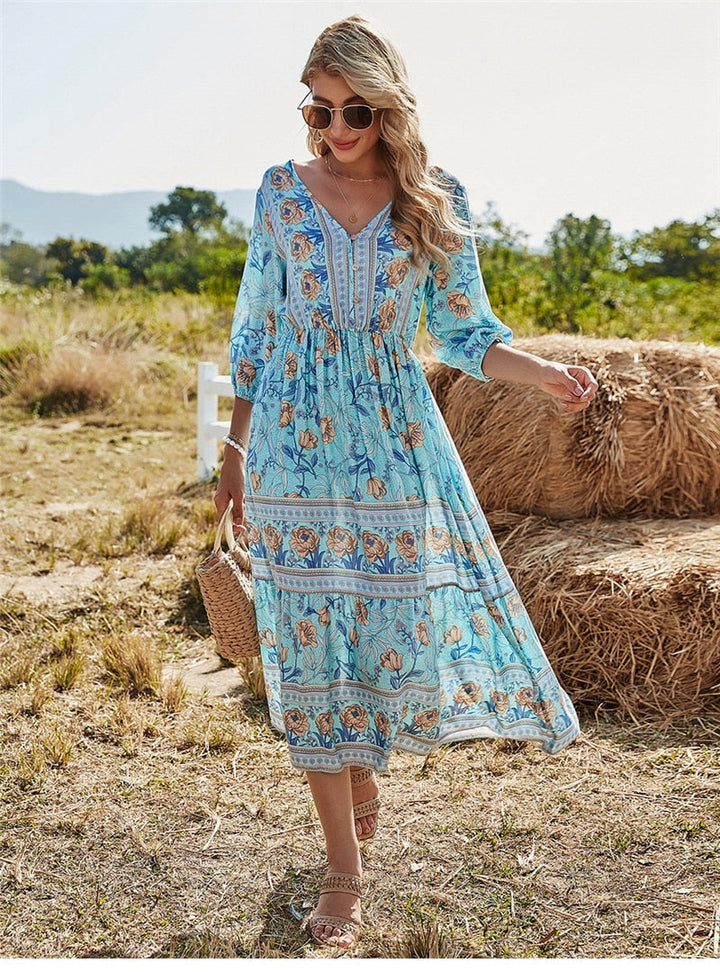 Boho maxi dress – V-neck, 3/4 sleeves, floral pattern