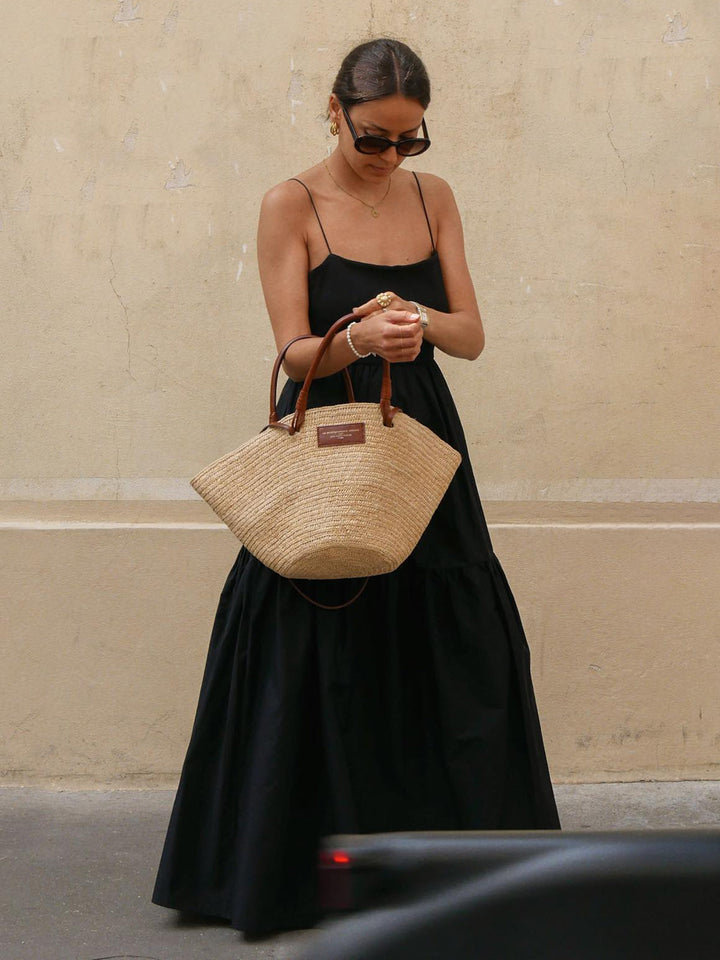 Elegant Backless Maxi Dress – Sleeveless, Deep Neckline