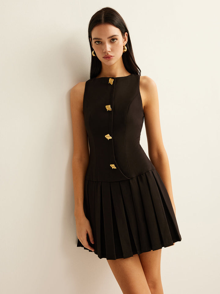 Elegant Sleeveless Mini Dress with Pleats and Metal Buttons
