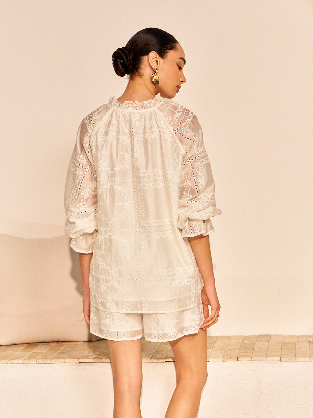 Two-piece women's set with embroidery – oversized blouse & shorts