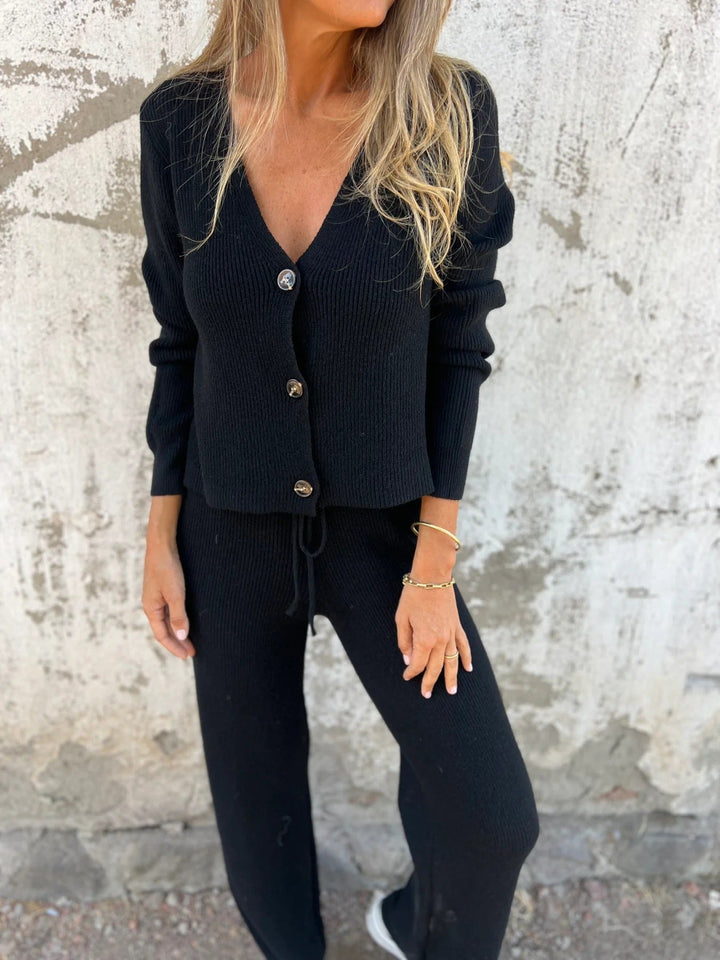 Women's loungewear suit knit with button placket