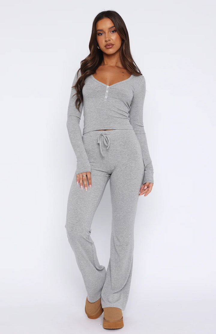 Women's loungewear set ribbed fabric comfortable fit V-neck