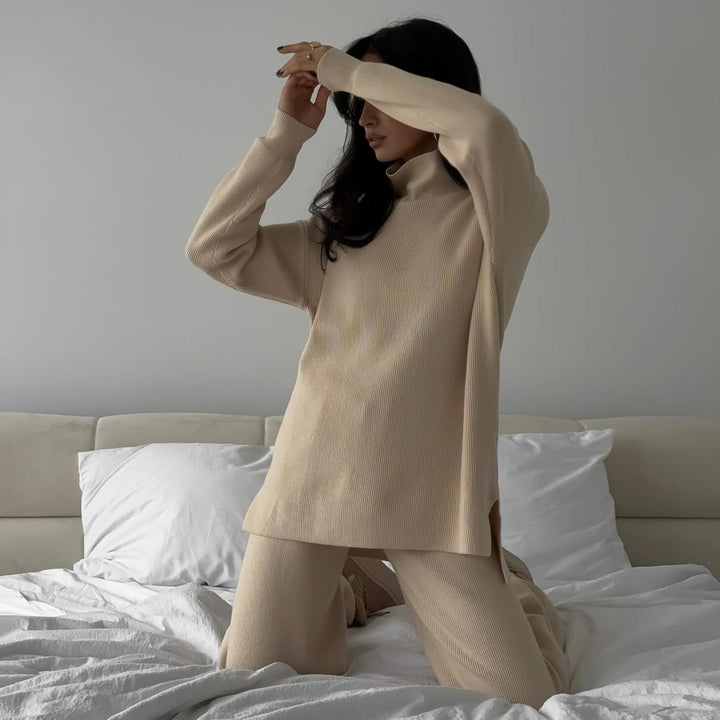 Women's loungewear set knit with high collar