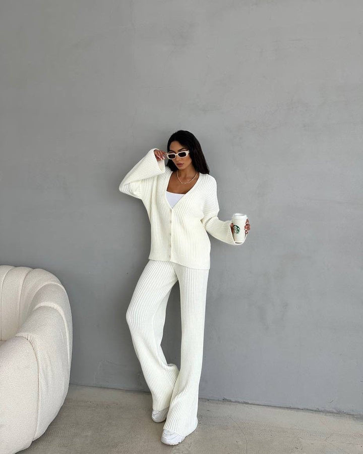 Women's loungewear set knit with wide sleeves