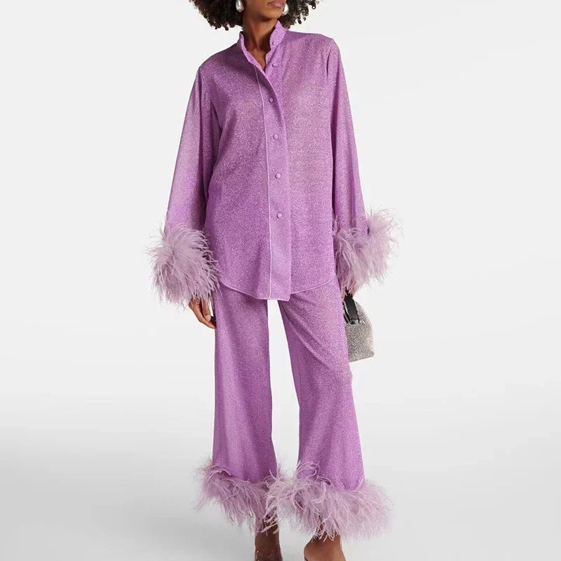 Women's set with glitter and feathers