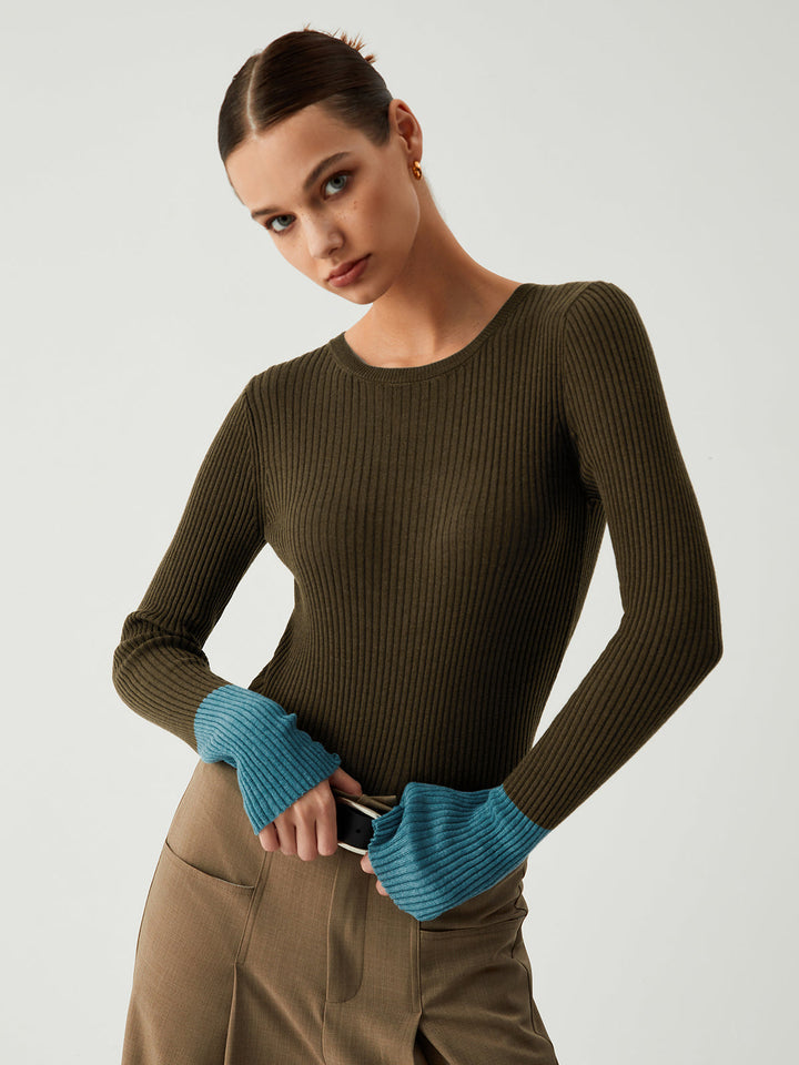 Women's knitted top cashmere-bamboo slim fit with contrast sleeves