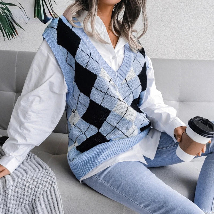 Women's Knitted Vest Sleeveless Checkered Pattern Gilet for Women