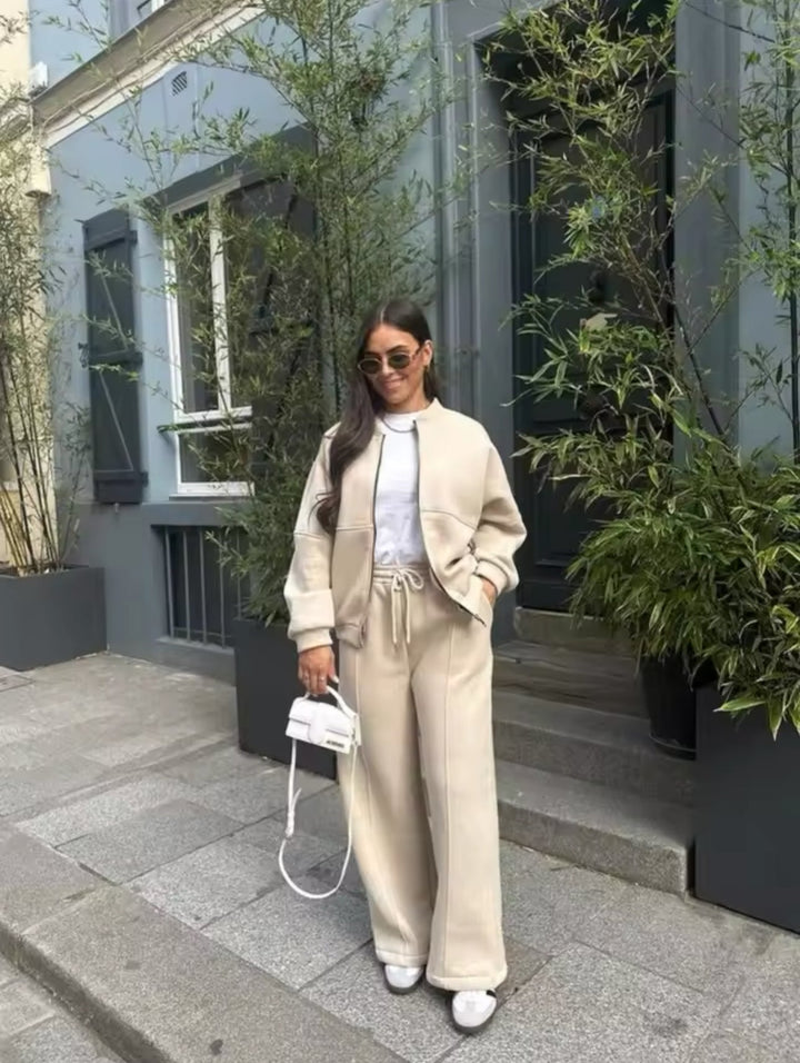 Women's Tracksuit Set Comfortable Minimalistic