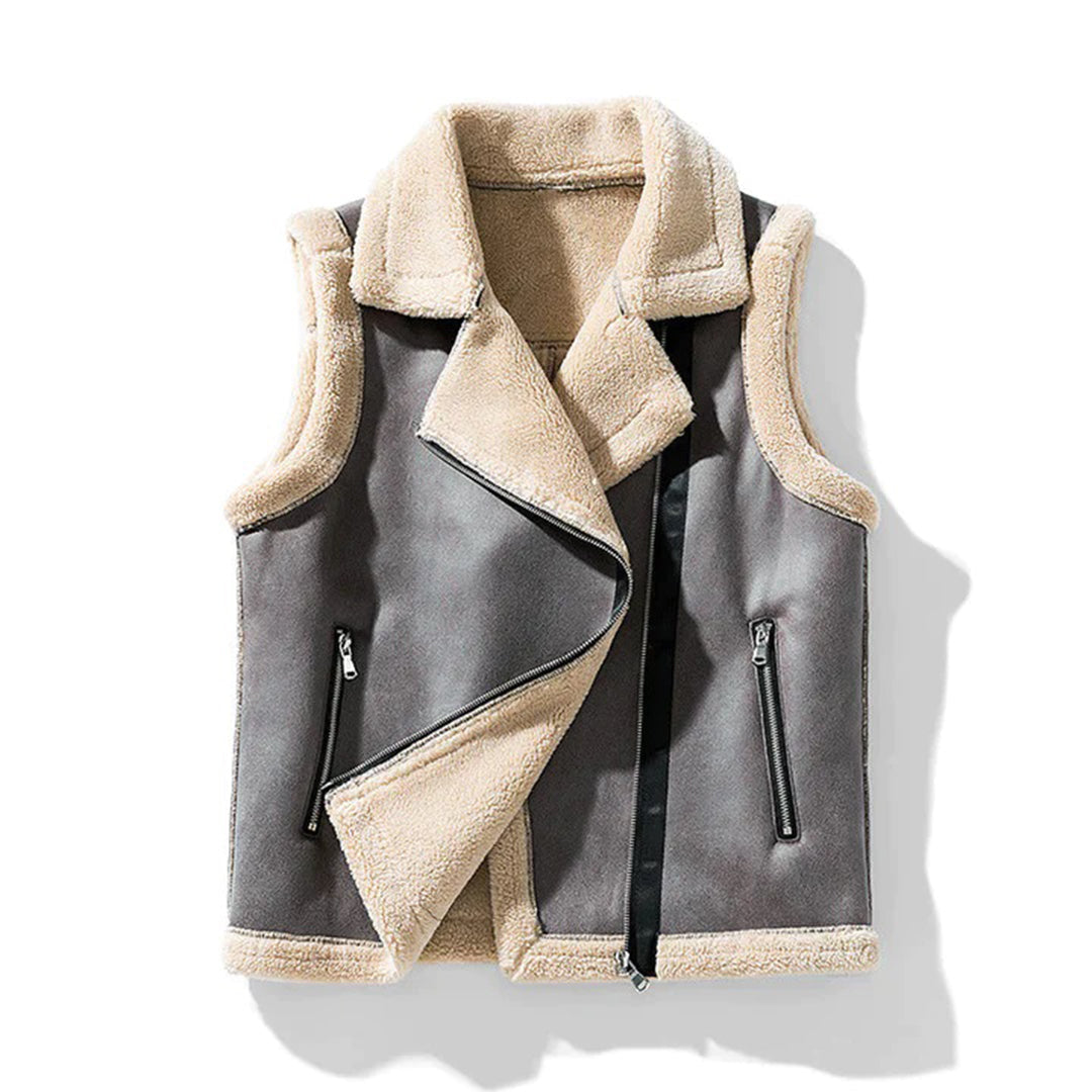 Women's vest made of leather and sherpa in trendy design