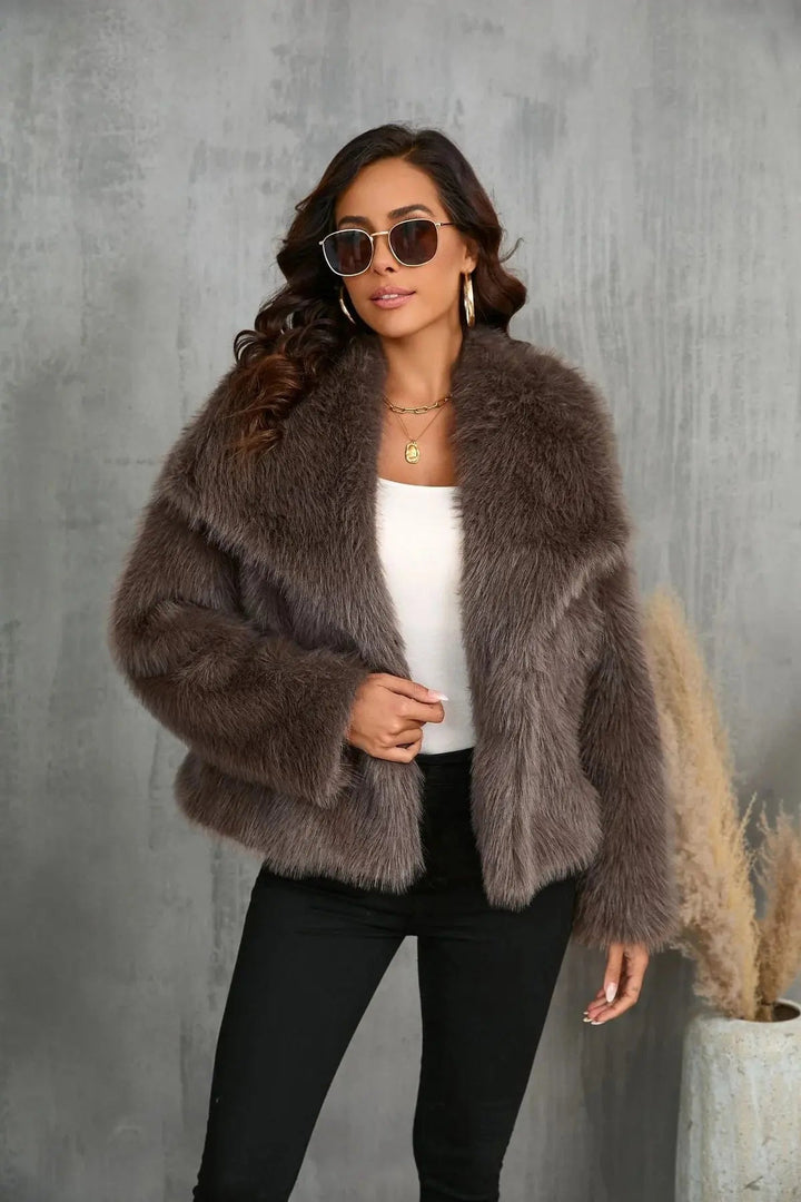Women's jacket faux fur luxurious stylish