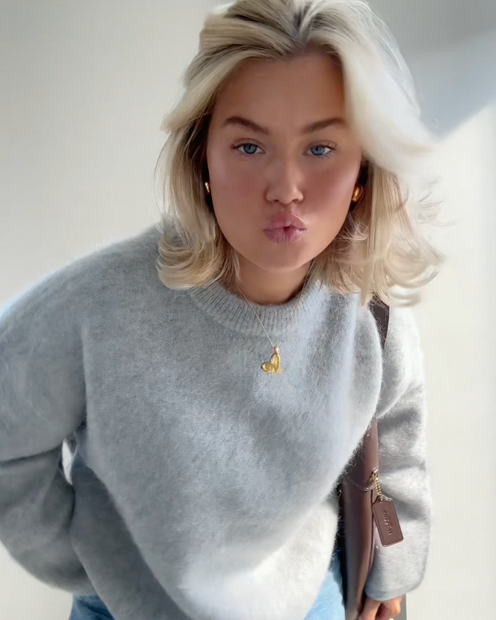 Women's Mohair Sweater Elegant for Style-Conscious