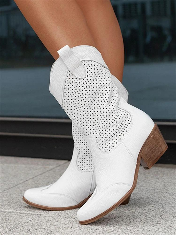 White cowboy boots made of vegan leather – Embroidered western style