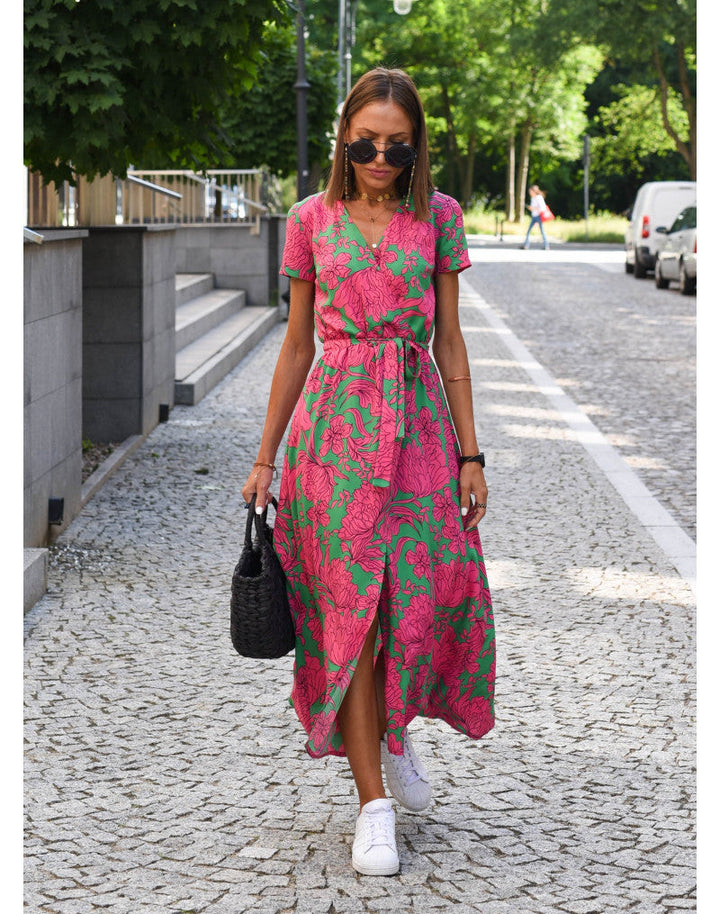 Women's midi dress with V-neck and floral pattern