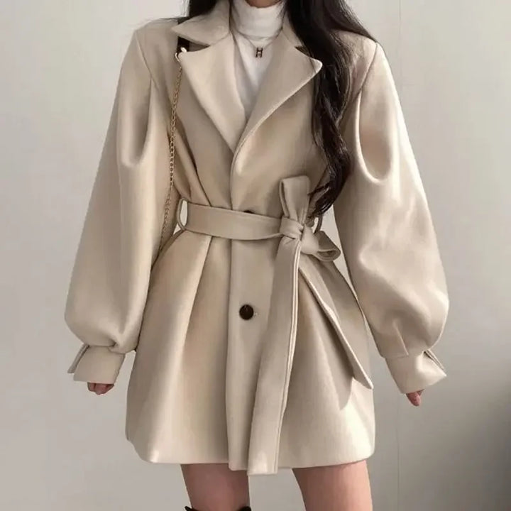 Elegant women's trench coat with belt – oversized & stylish