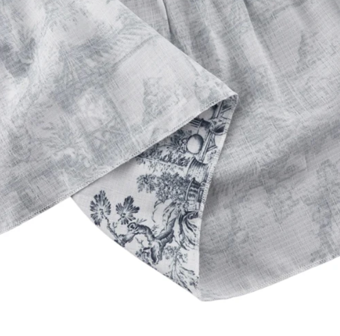 Elegant summer dress with puff sleeves & pleated skirt