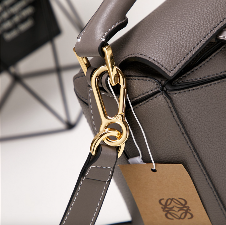 Rectangular beach bag made of vegan leather – Sustainable & Stylish