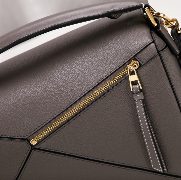 Rectangular beach bag made of vegan leather – Sustainable & Stylish