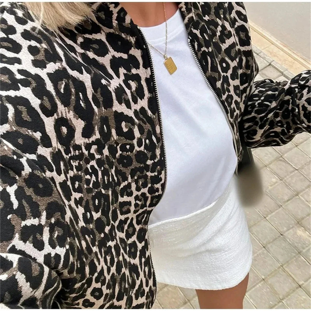 Women's bomber jacket with leopard pattern