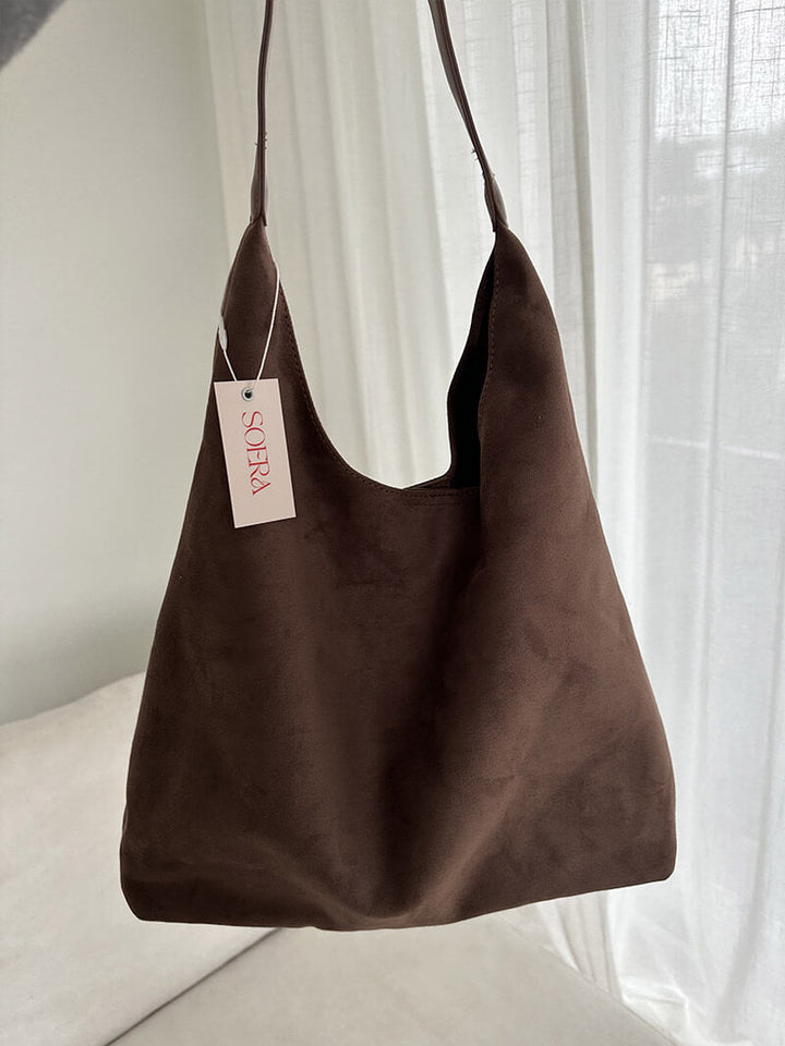 Elegant vegan suede bag – Spacious shoulder handbag