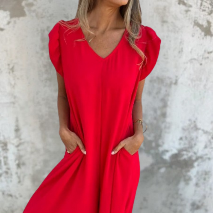 Women's chiffon dress with leopard print and flowing cut