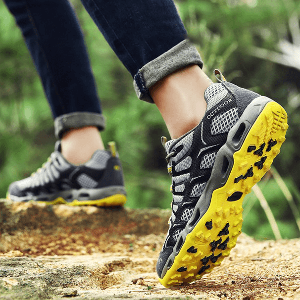Hiking Shoes Men - Sporty Functional for Outdoor and Trekking