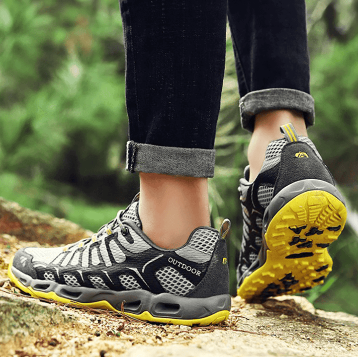 Hiking Shoes Men - Sporty Functional for Outdoor and Trekking