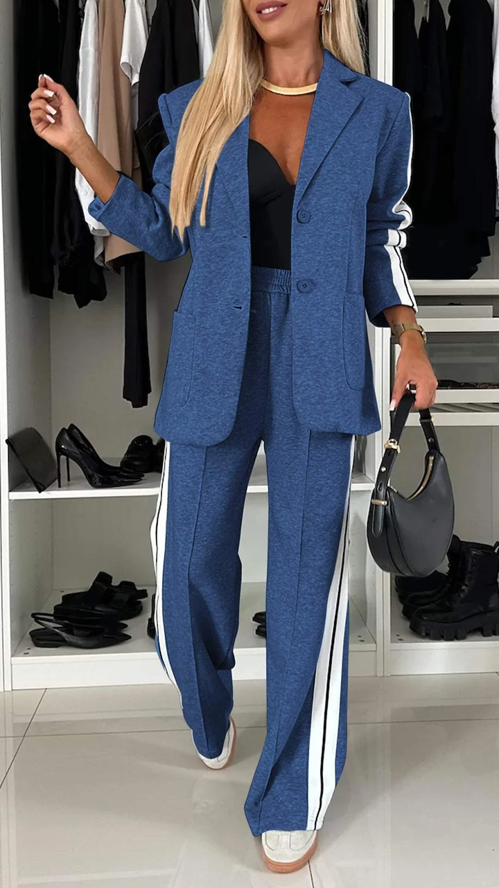 Trendy women's tracksuit set with blazer & pants – comfort & style