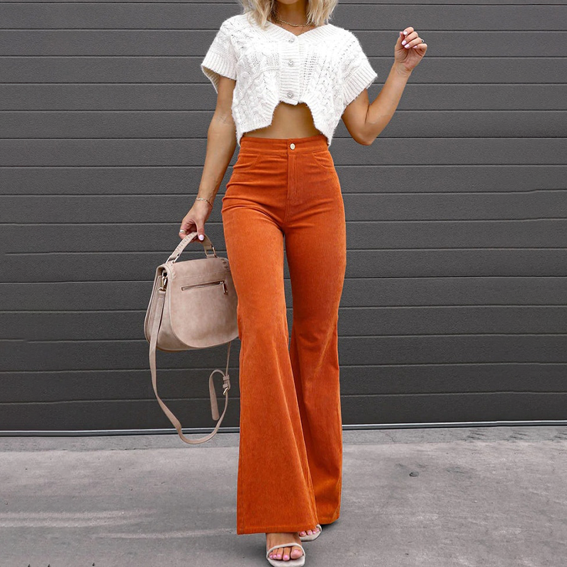 Women's velvet pants with high waistband and elegant cut