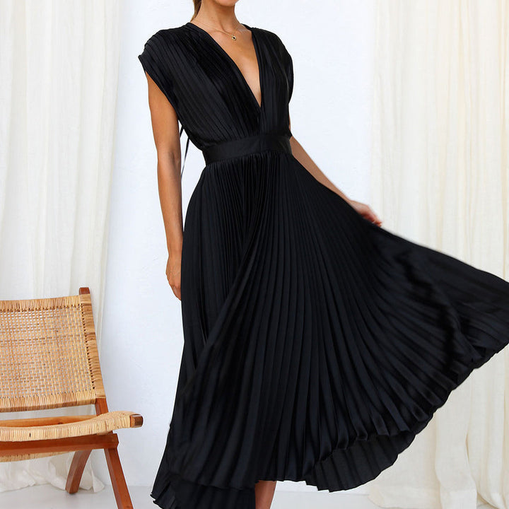 Elegant sleeveless maxi dress with V-neck – summer dress for women