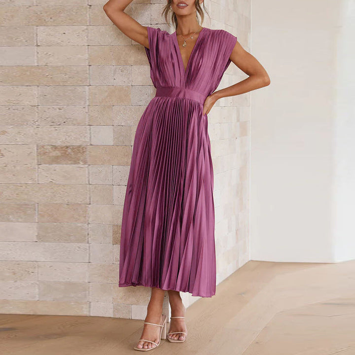 Elegant sleeveless maxi dress with V-neck – summer dress for women