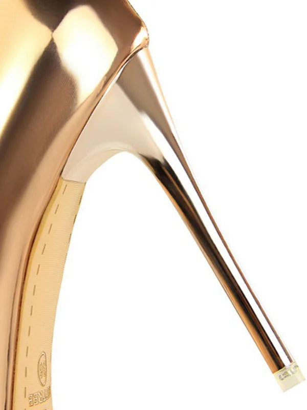 Elegant women's stiletto pumps in vegan faux leather