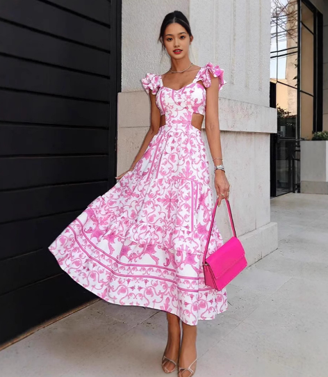 Summer maxi dress with floral pattern – Deep V-neck & ruffle sleeves