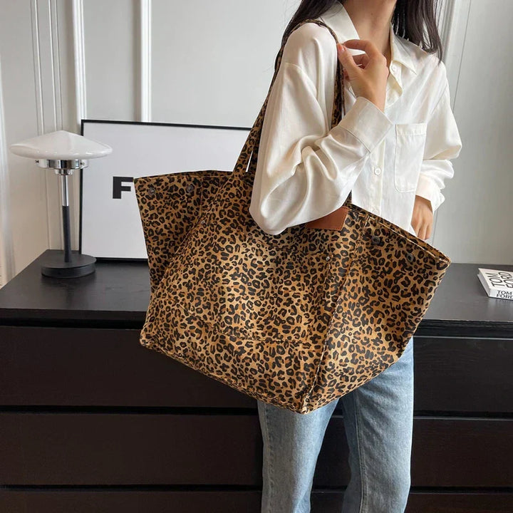 Oversized Canvas Beach Bag – Women's Shopper with Leopard Pattern