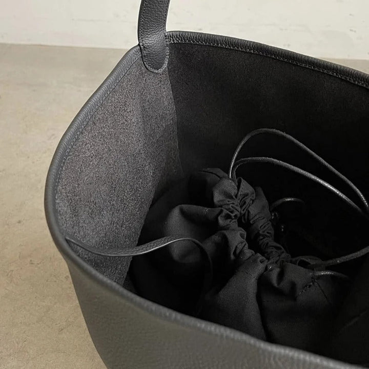 Grande sac de plage en cuir vegan – Marron, robuste et stylé