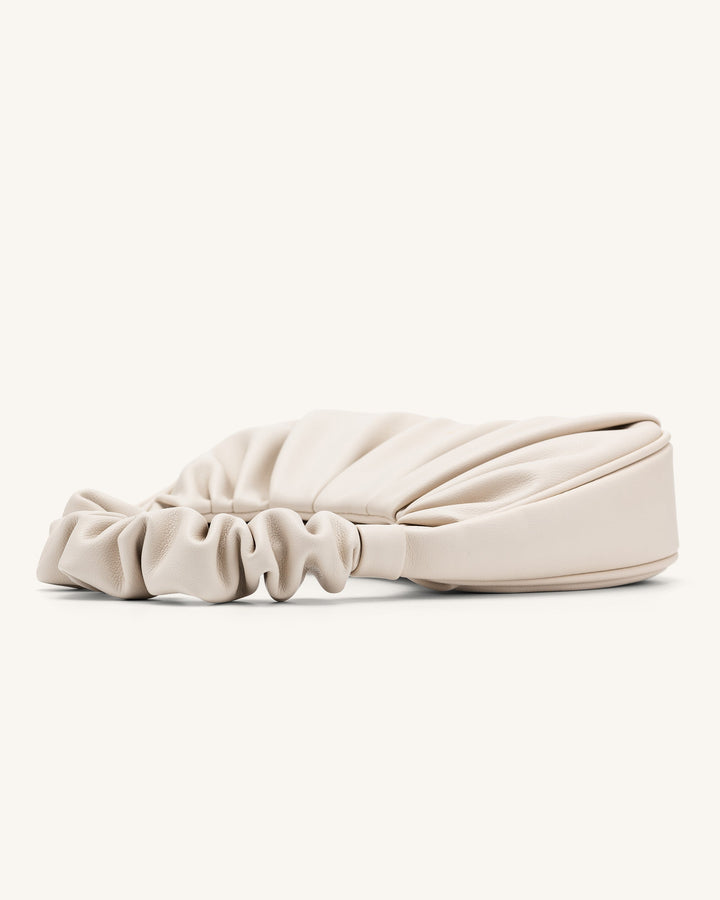 Sac à bandoulière en cuir vegan couleur ivoire