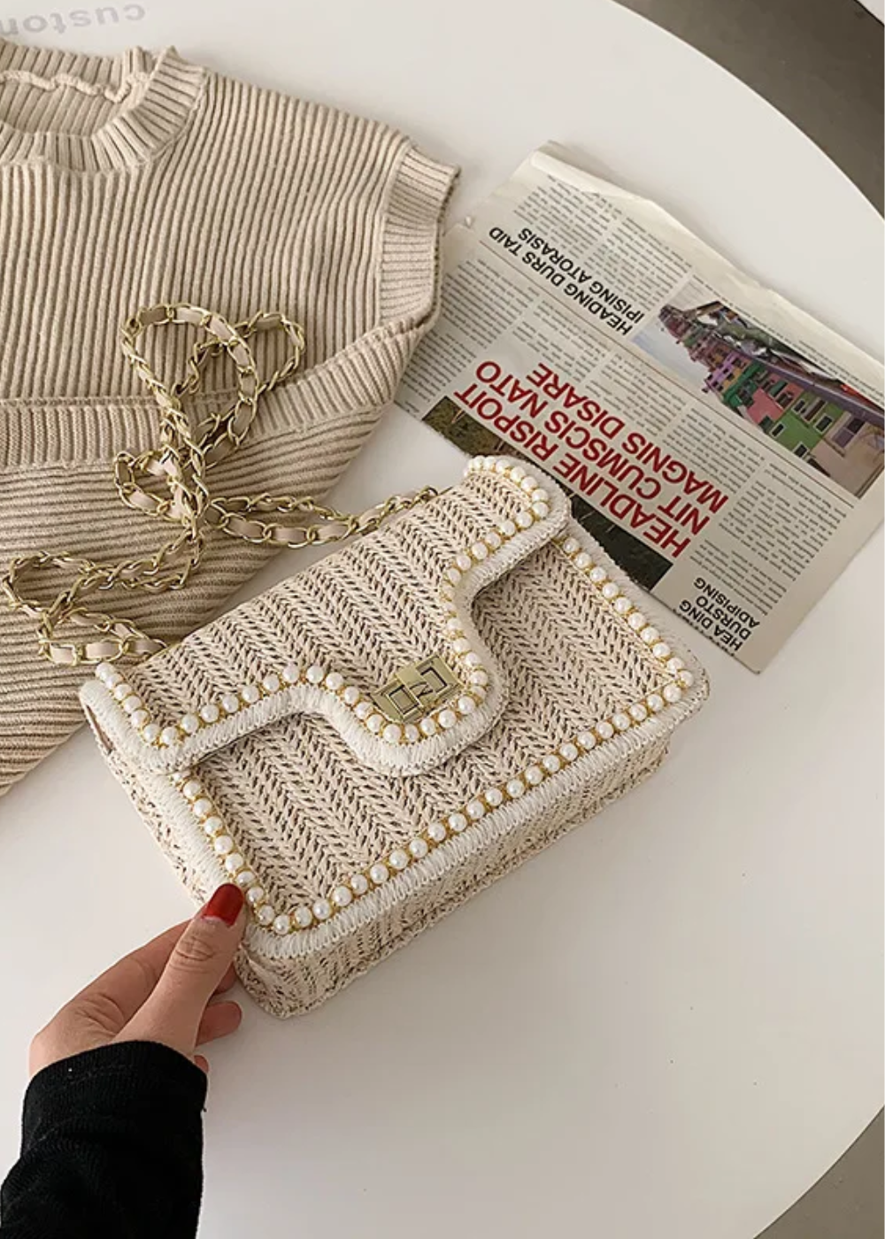 Rattan Handtasche Damen – Boho Stil mit Perlendetail