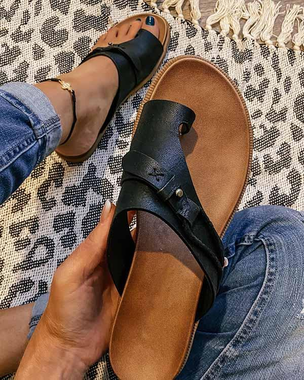 Sandales de soutien à la mode – Cuir végan et confort pour les pieds