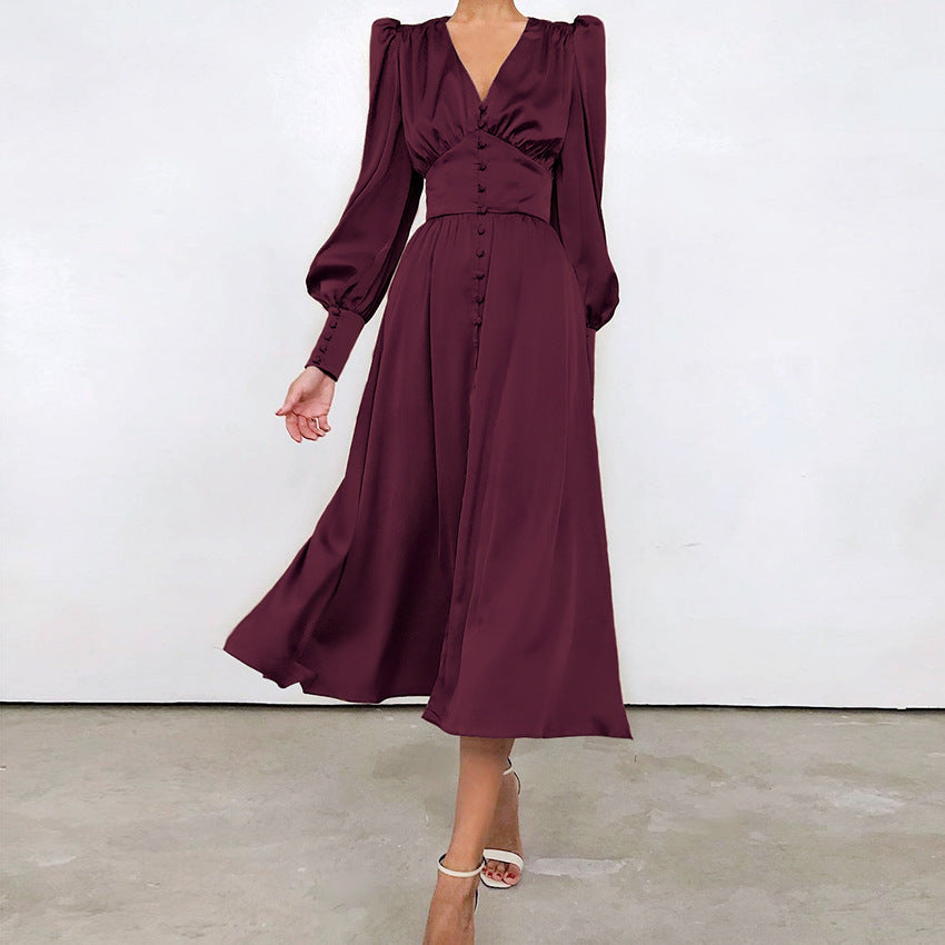 Fitted satin dress with balloon sleeves – Elegant evening dress