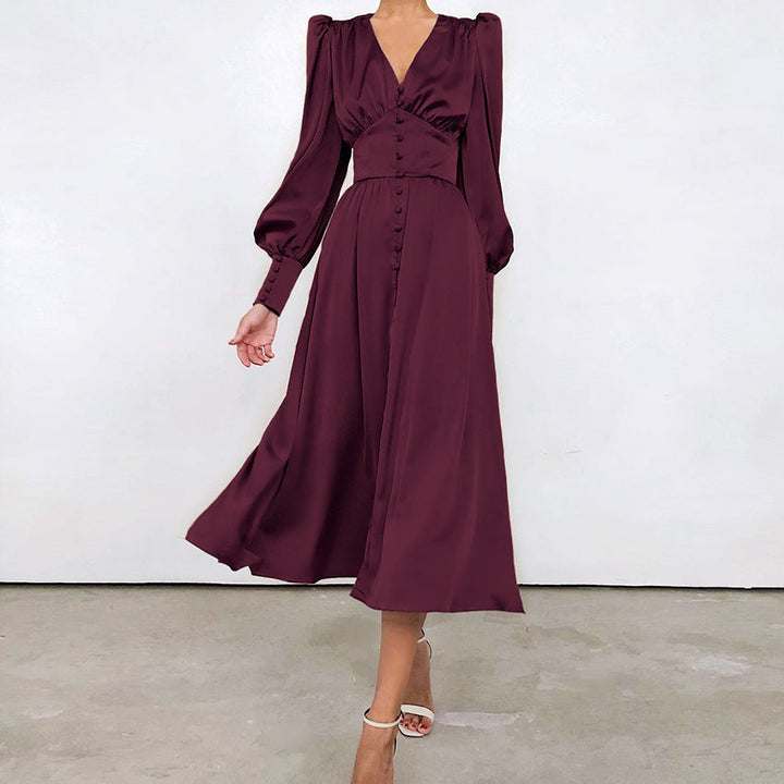 Fitted satin dress with balloon sleeves – Elegant evening dress