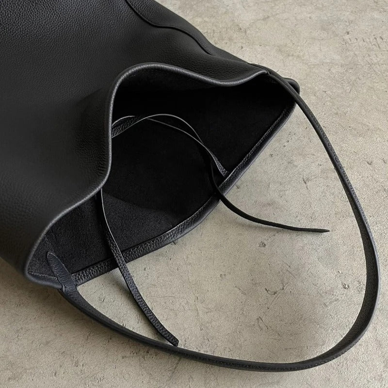 Grande sac de plage en cuir vegan – Marron, robuste et stylé