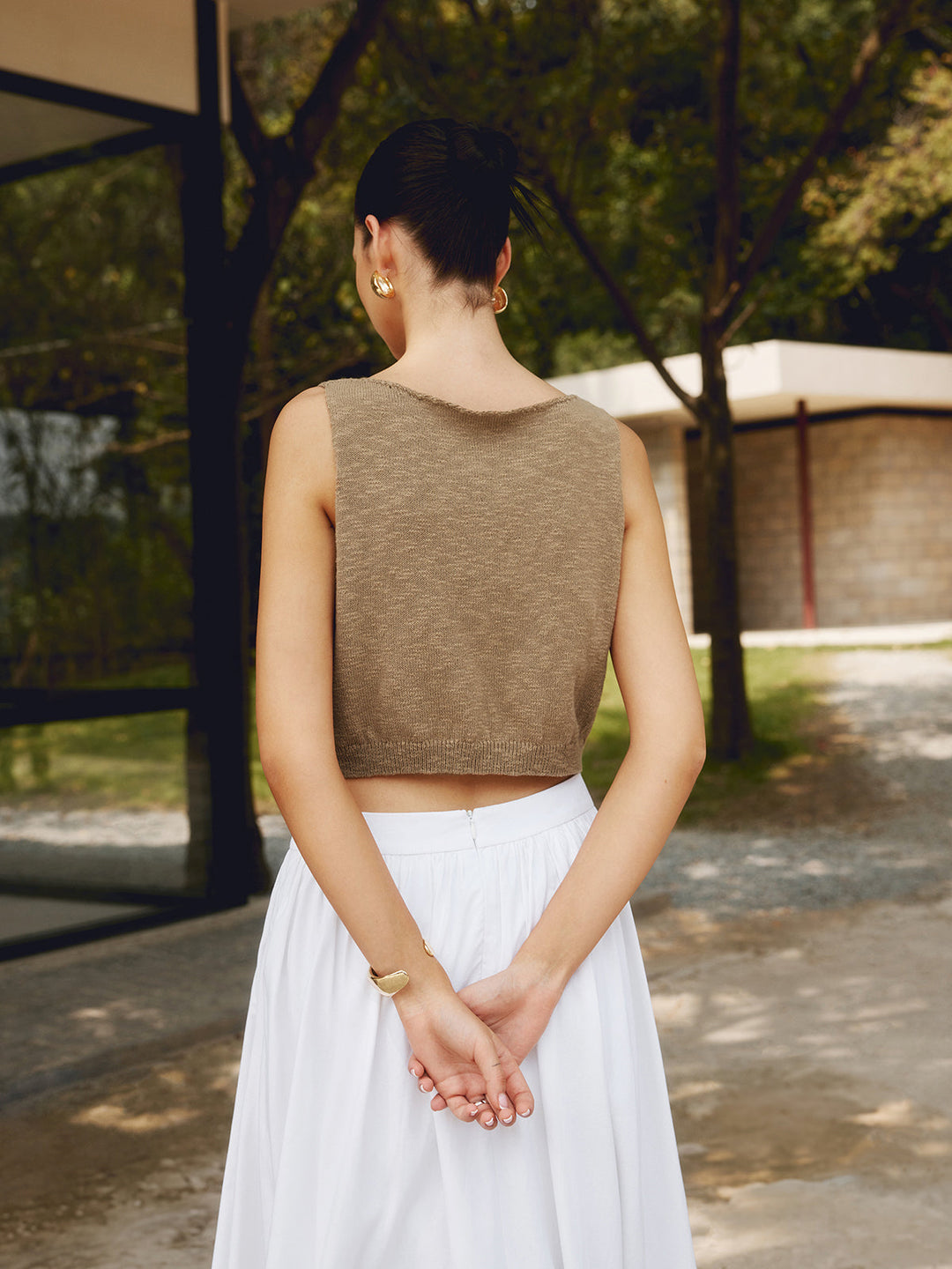 Women's Crop Tank Top made of Cotton Blend – Sleeveless Knit Top