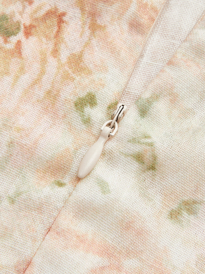 Linen dress with puff sleeves & floral pattern