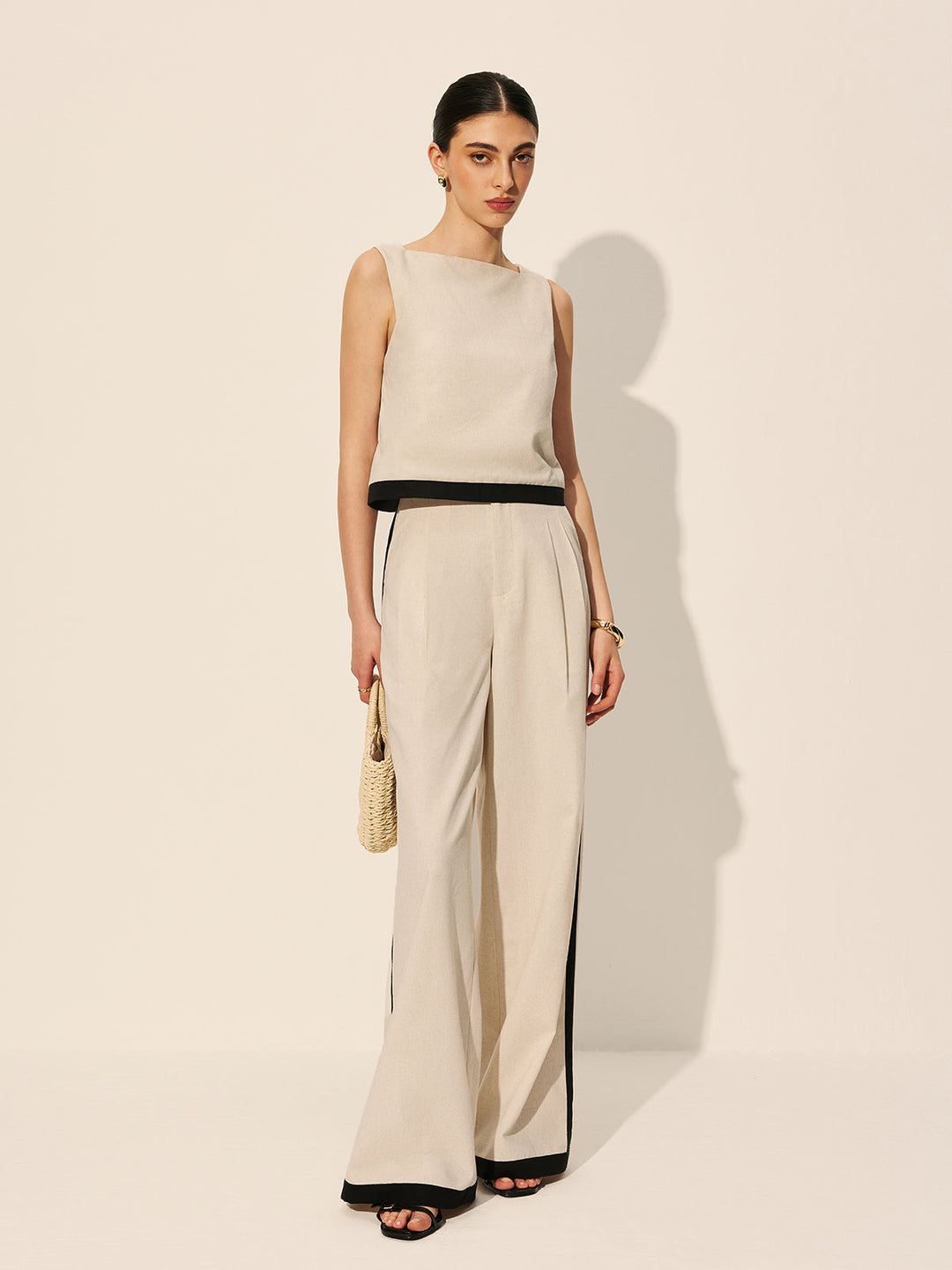 Linen-cotton pants with contrast seam and zipper